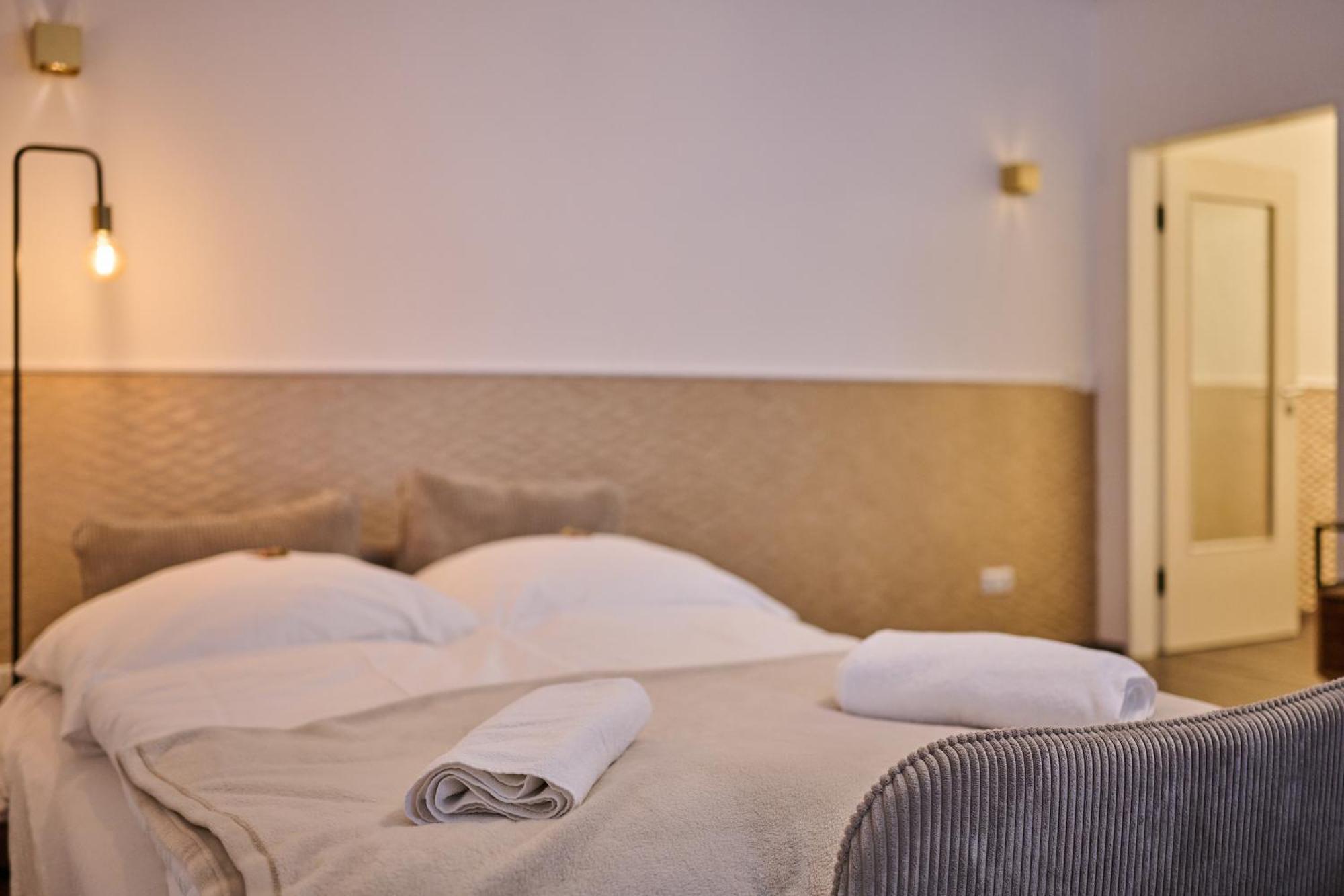 Apanoxa Homes I Zentral I Geschaefts- Und Monteurswohnung Straubing Kültér fotó