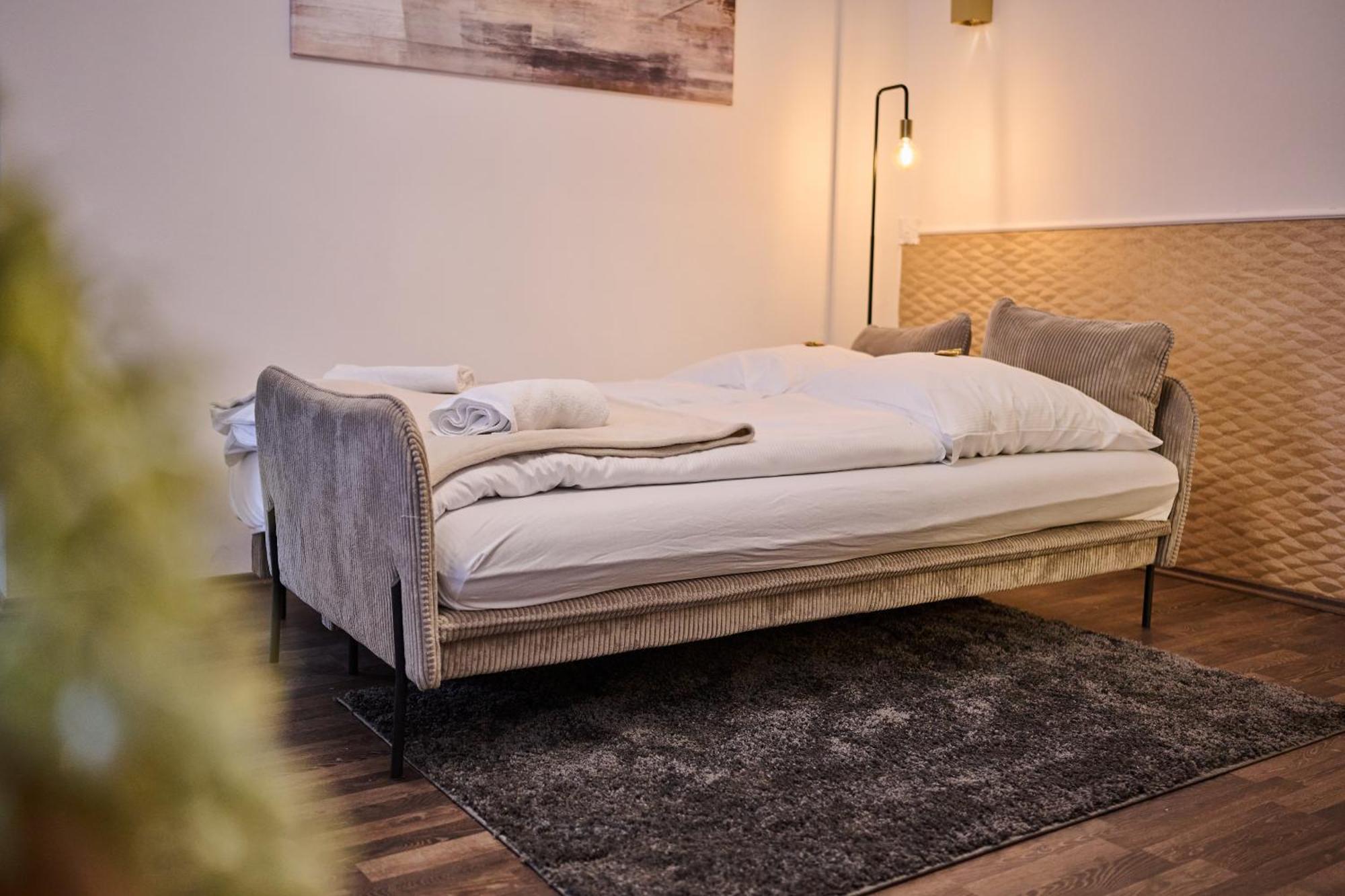 Apanoxa Homes I Zentral I Geschaefts- Und Monteurswohnung Straubing Kültér fotó